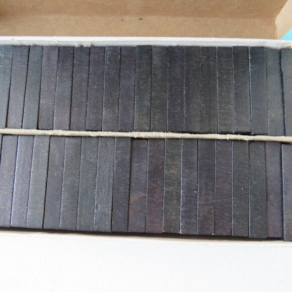 Milton Bradley Vintage Wooden Dominoes 1970 Complete Set 55 Pieces Halsam Dragon - Picture 7 of 11